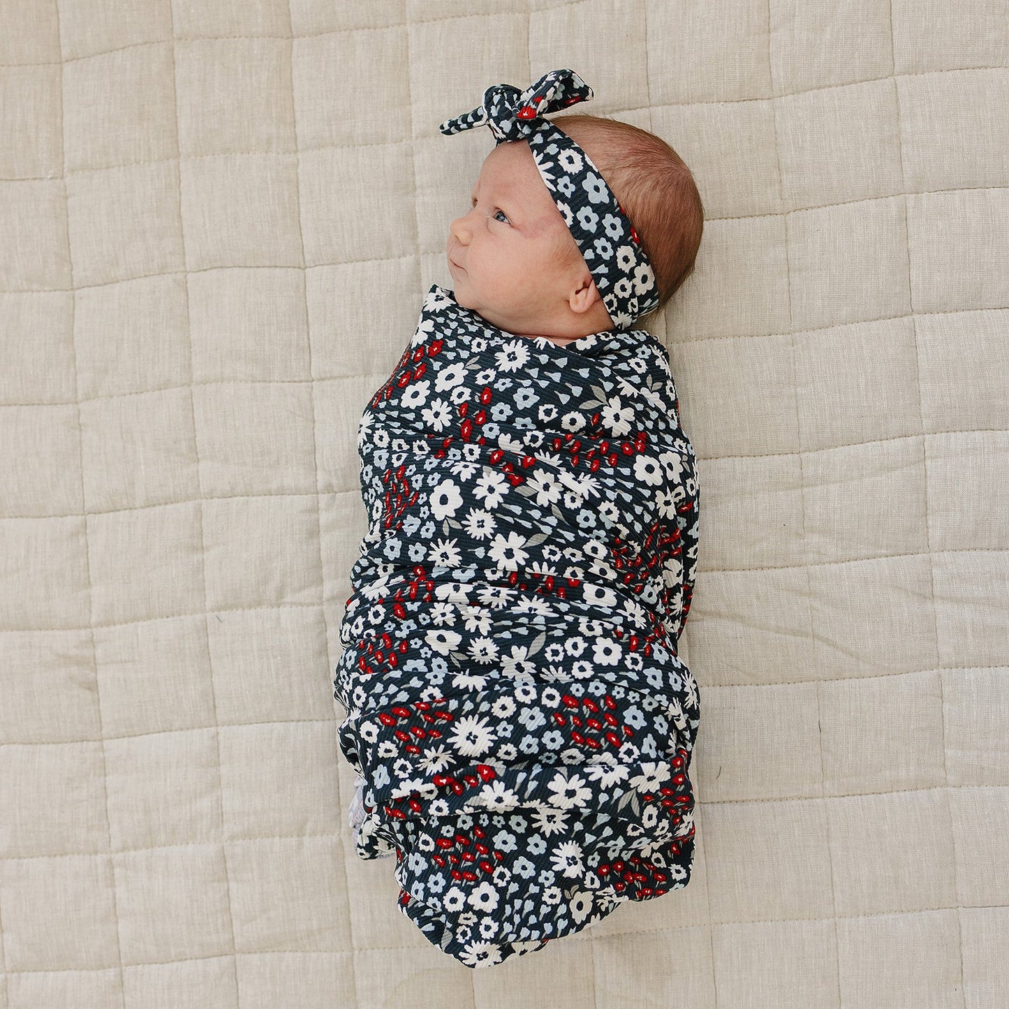 Mebie Baby Americana Floral Stretch Swaddle