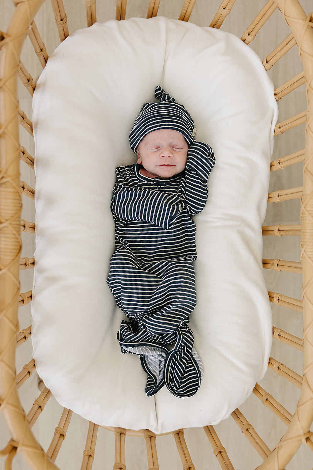 Mebie Baby Navy Stripes Bamboo Knot Gown