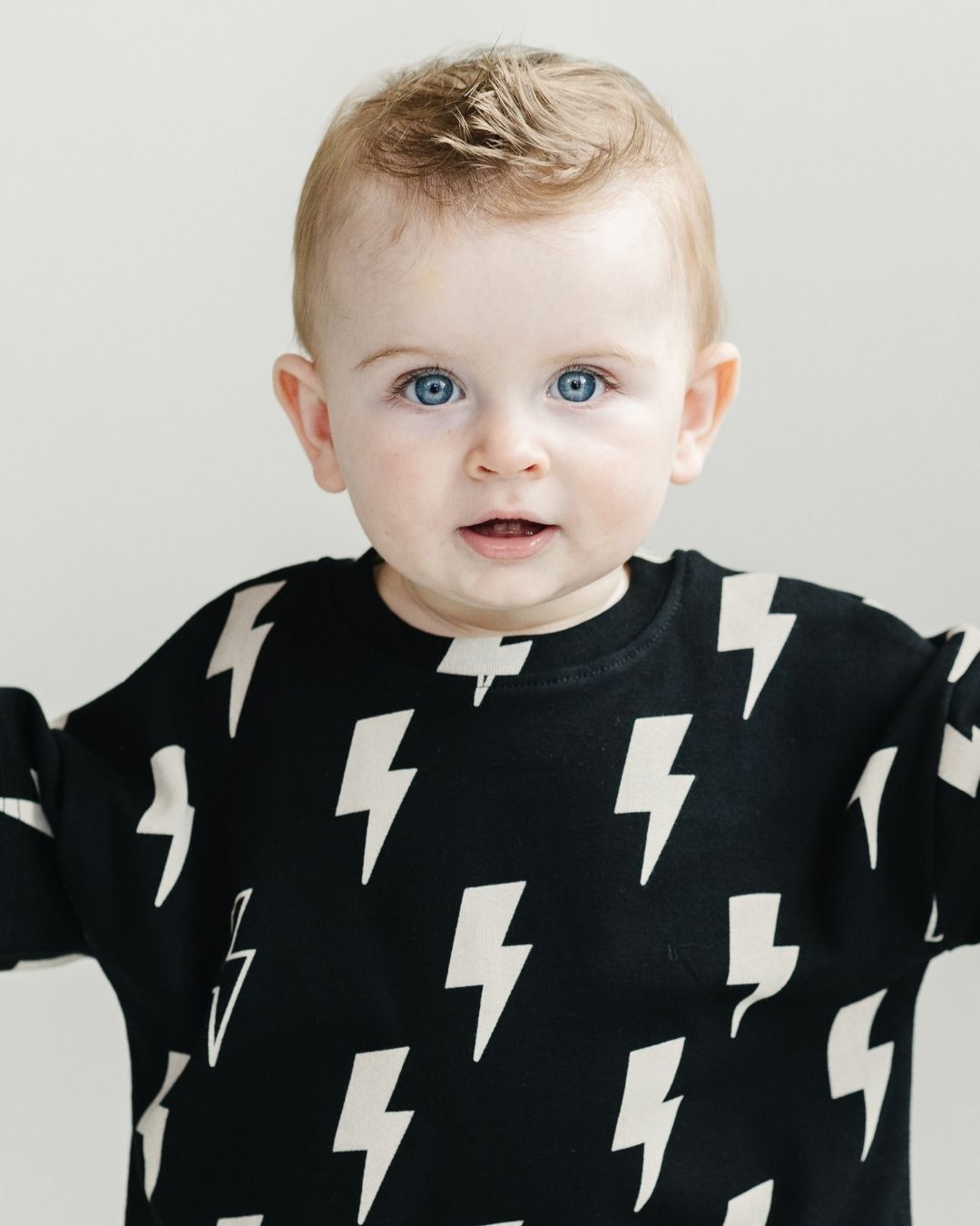 LPK Shorts Set - Black Bolts