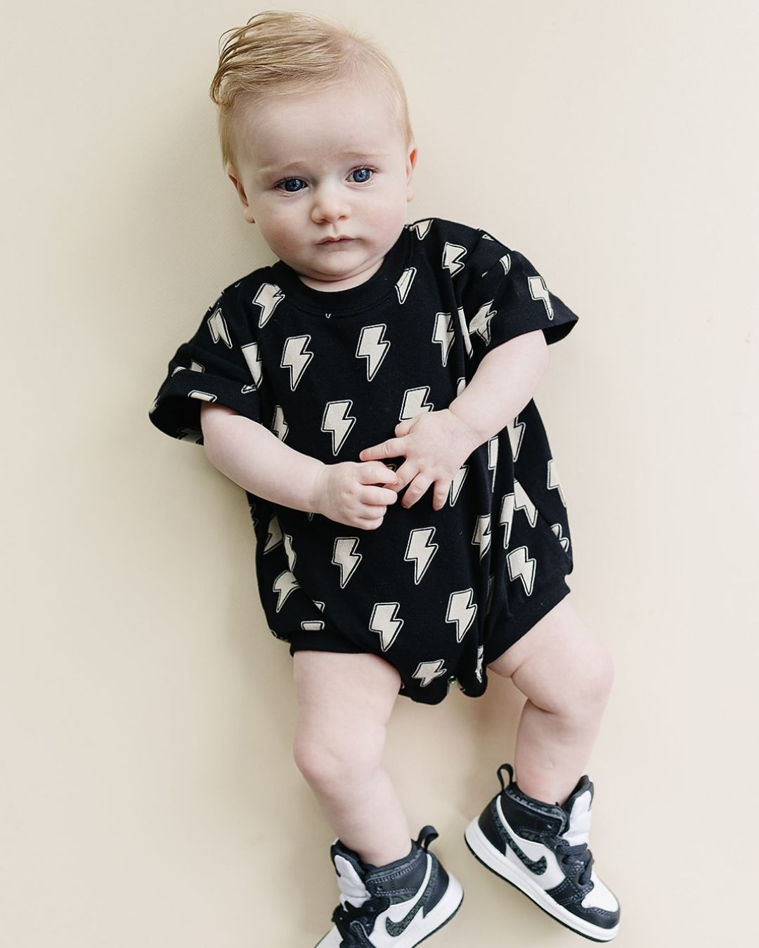 LPK Short Sleeve Bubble Romper - Black Bolts - Atara & Co