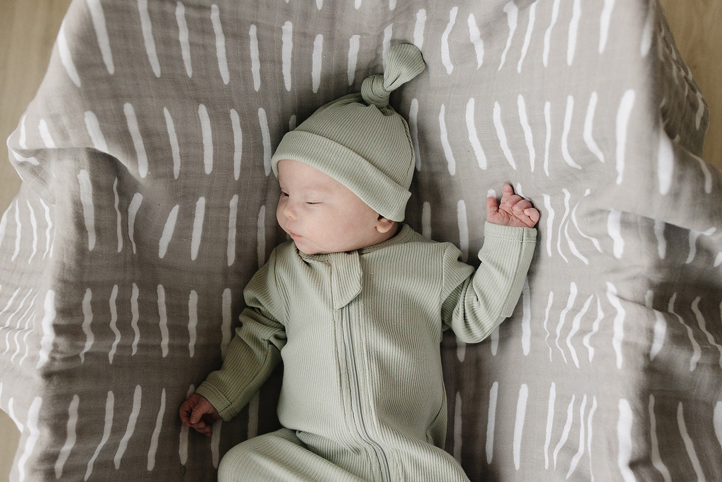 Mebie Baby Ribbed Knot Hat - Sage - Atara & Co