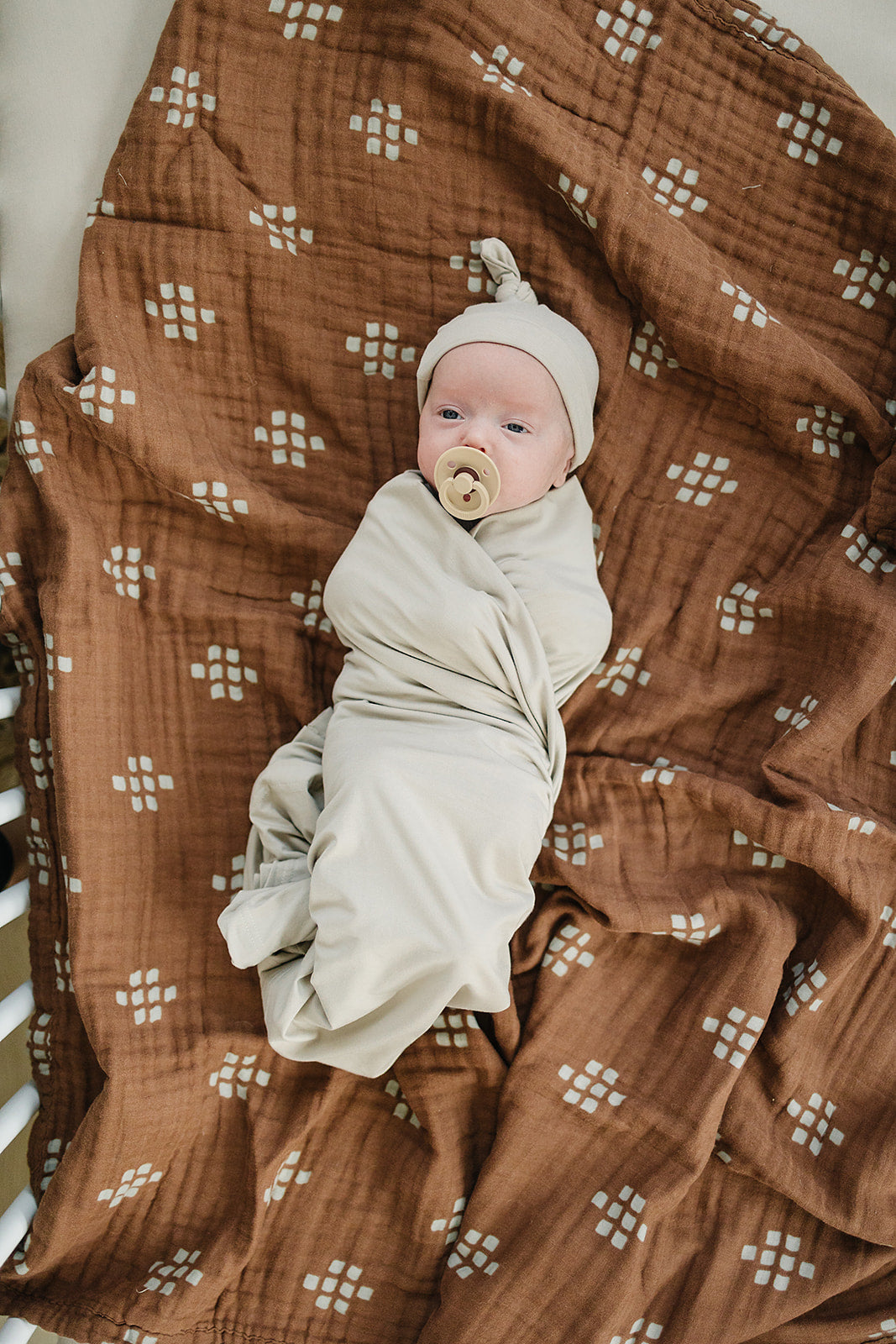 Mebie Baby Bamboo Knot Hat - Oatmeal - Atara & Co