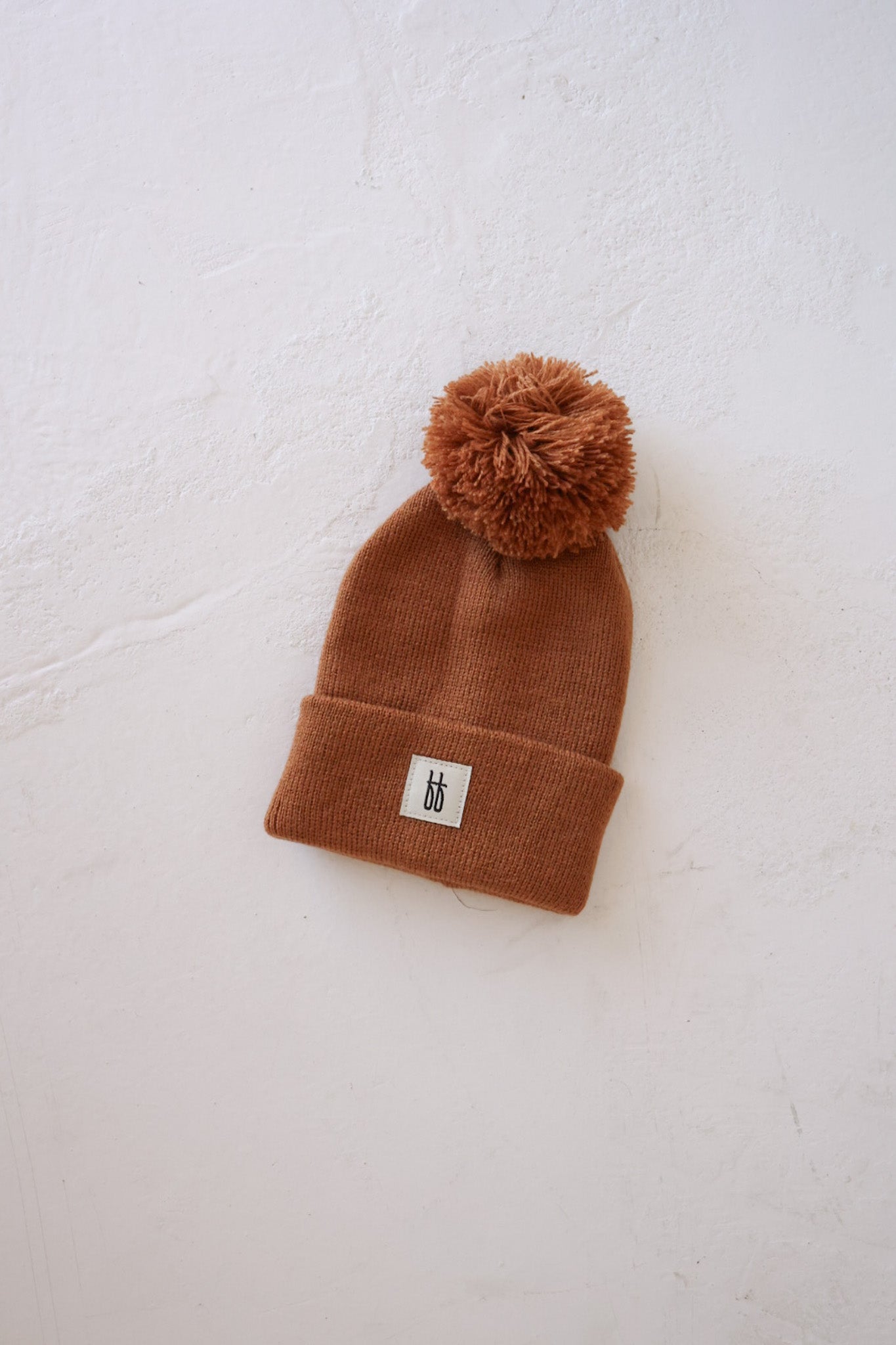 Forever French Knit Pom Top Beanie - Rust