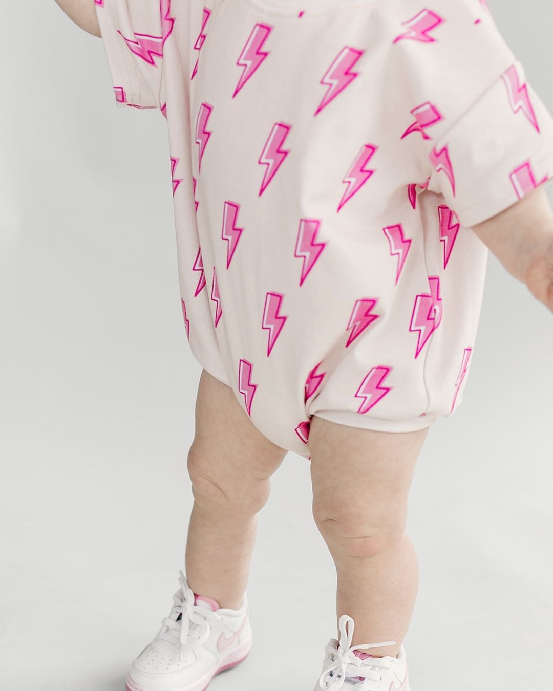 LPK Short Sleeve Bubble Romper - Pink Bolts - Atara & Co