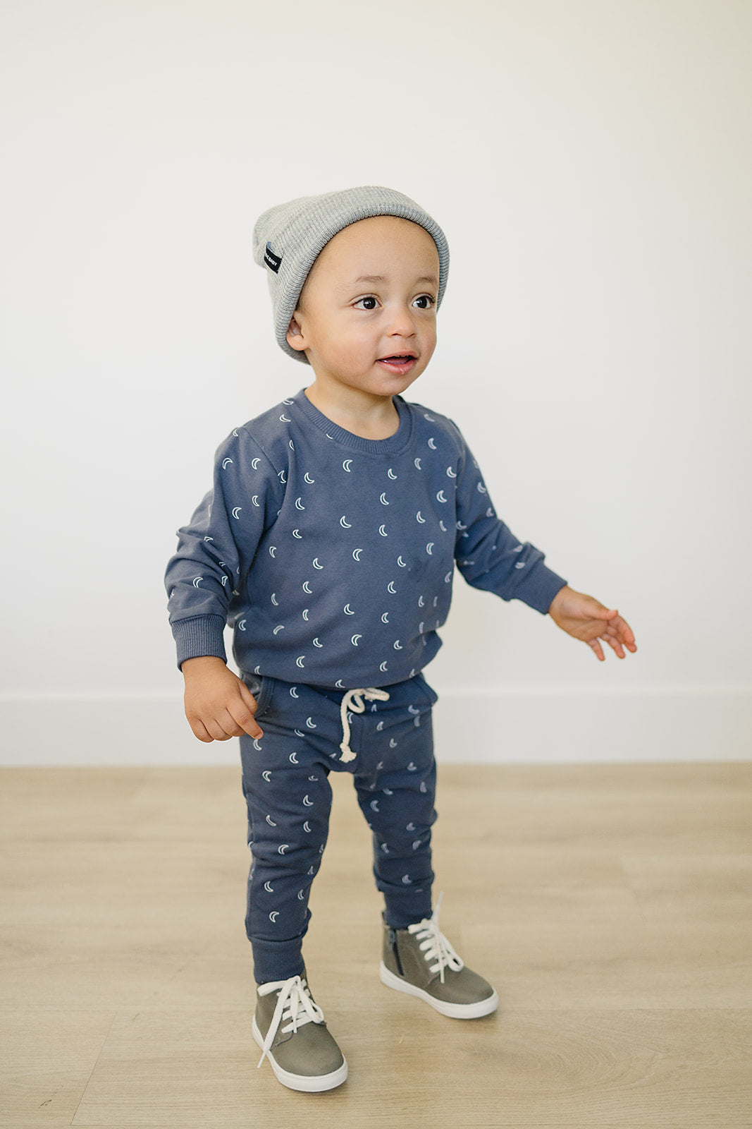 Mebie Baby Beanie - Light Grey - Atara & Co