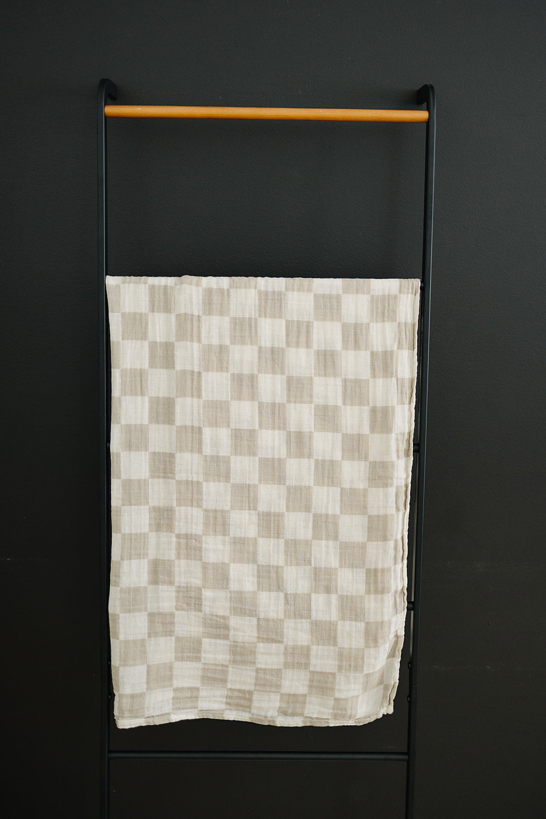 Mebie Baby Muslin Swaddle - Taupe Checkered