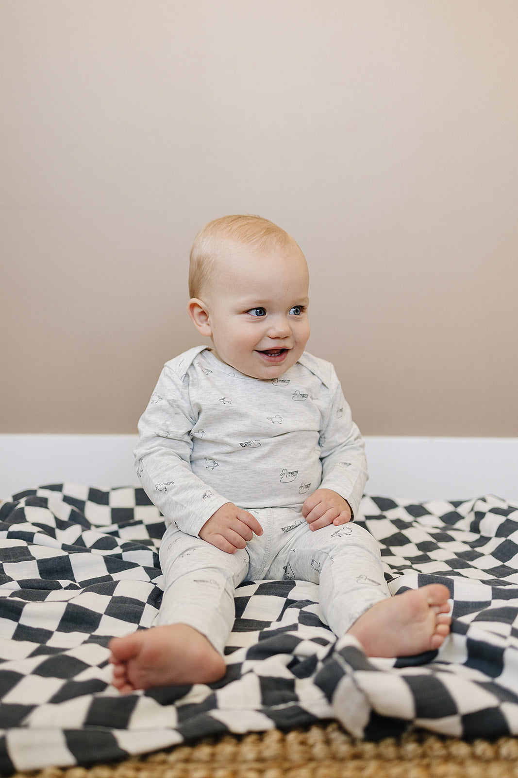 Mebie Baby Duck Cotton Cozy Set
