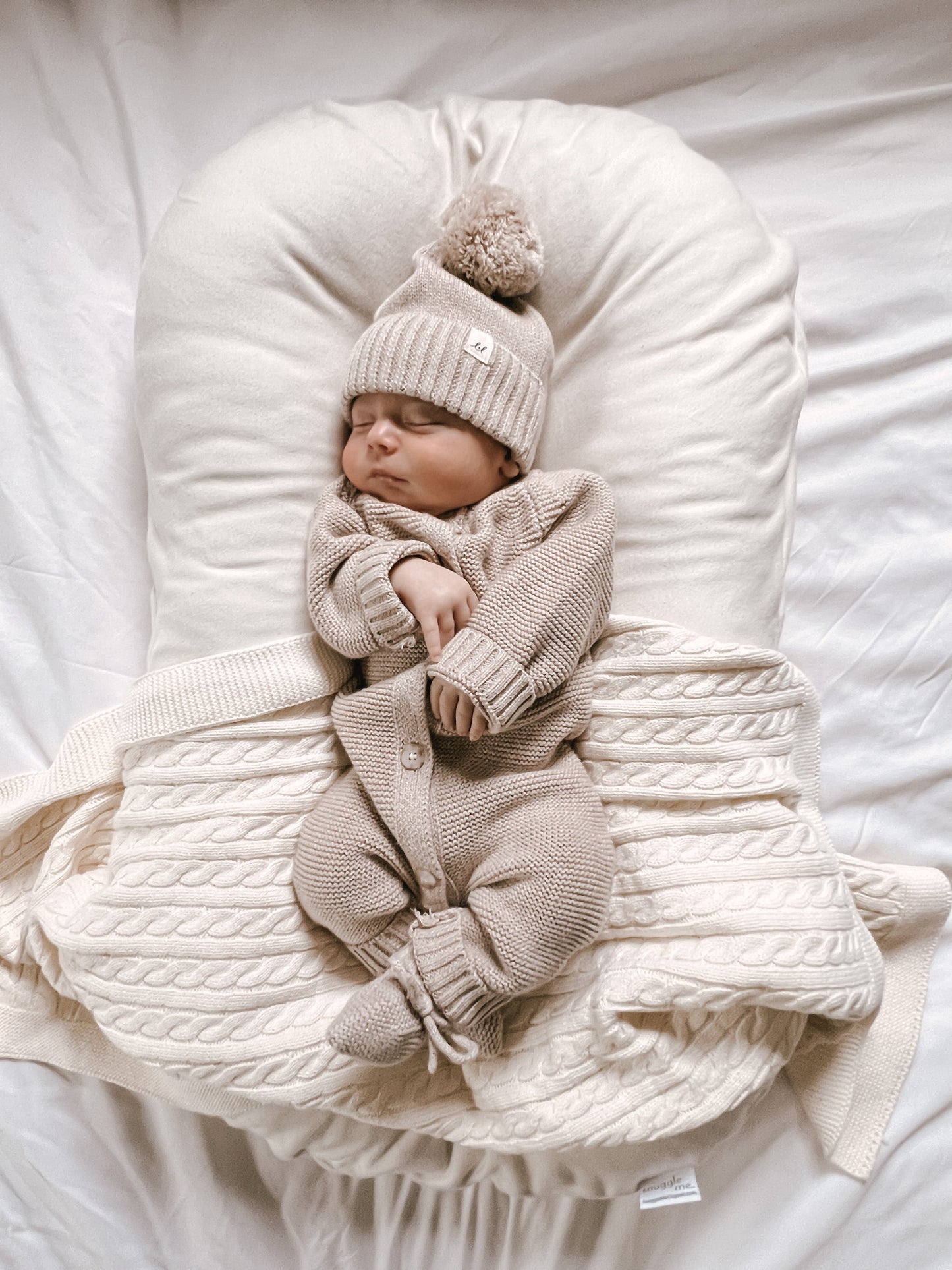 Luna + Luca Cable Knit Baby Blanket - White - Atara & Co