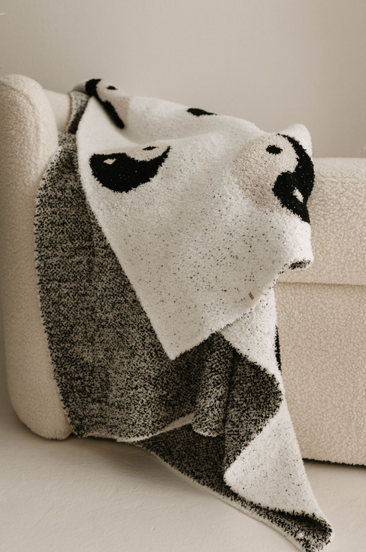 Forever French Plush Blanket - Black & White Yin Yang - Atara & Co