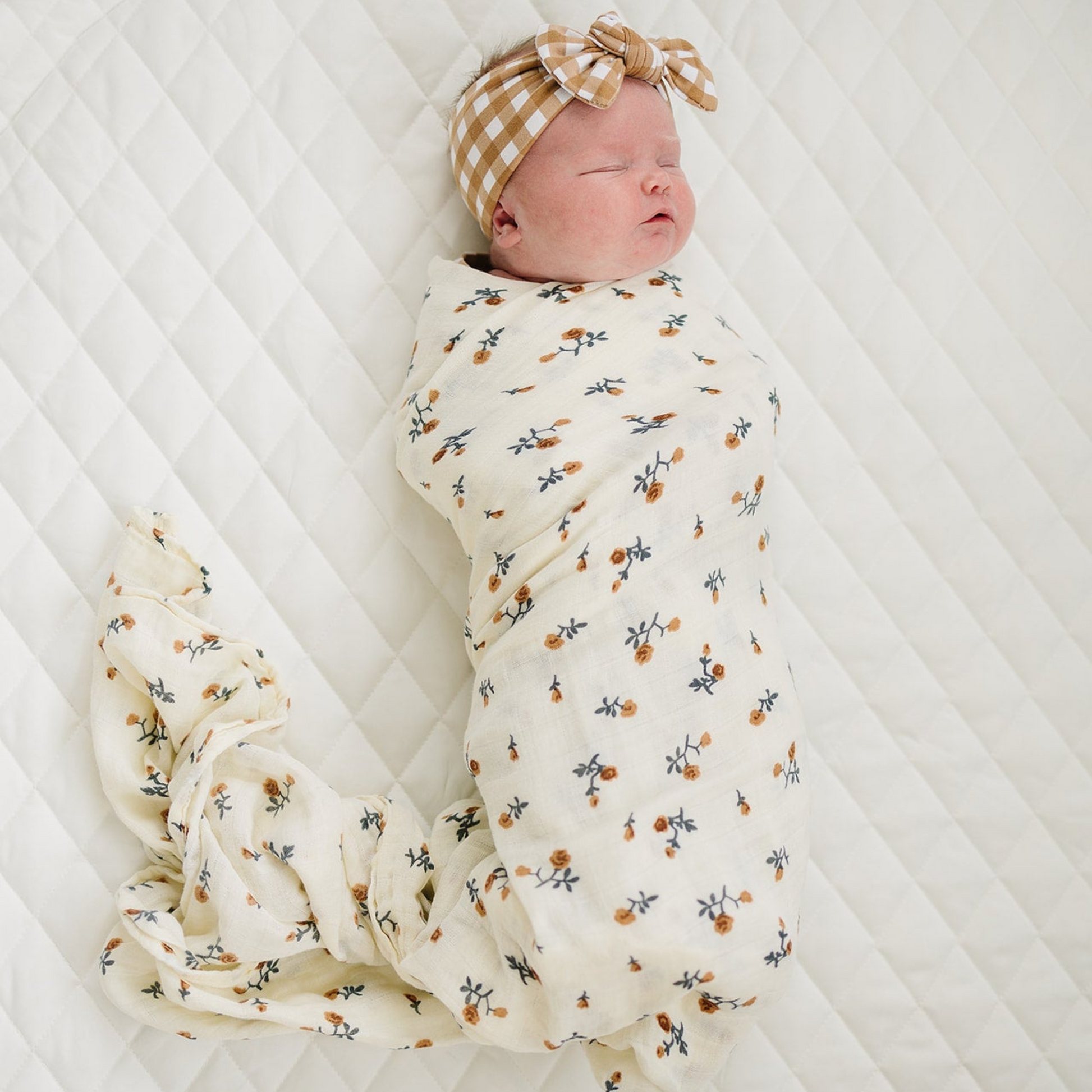 Mebie Baby Muslin Swaddle - Cream Floral - Atara & Co