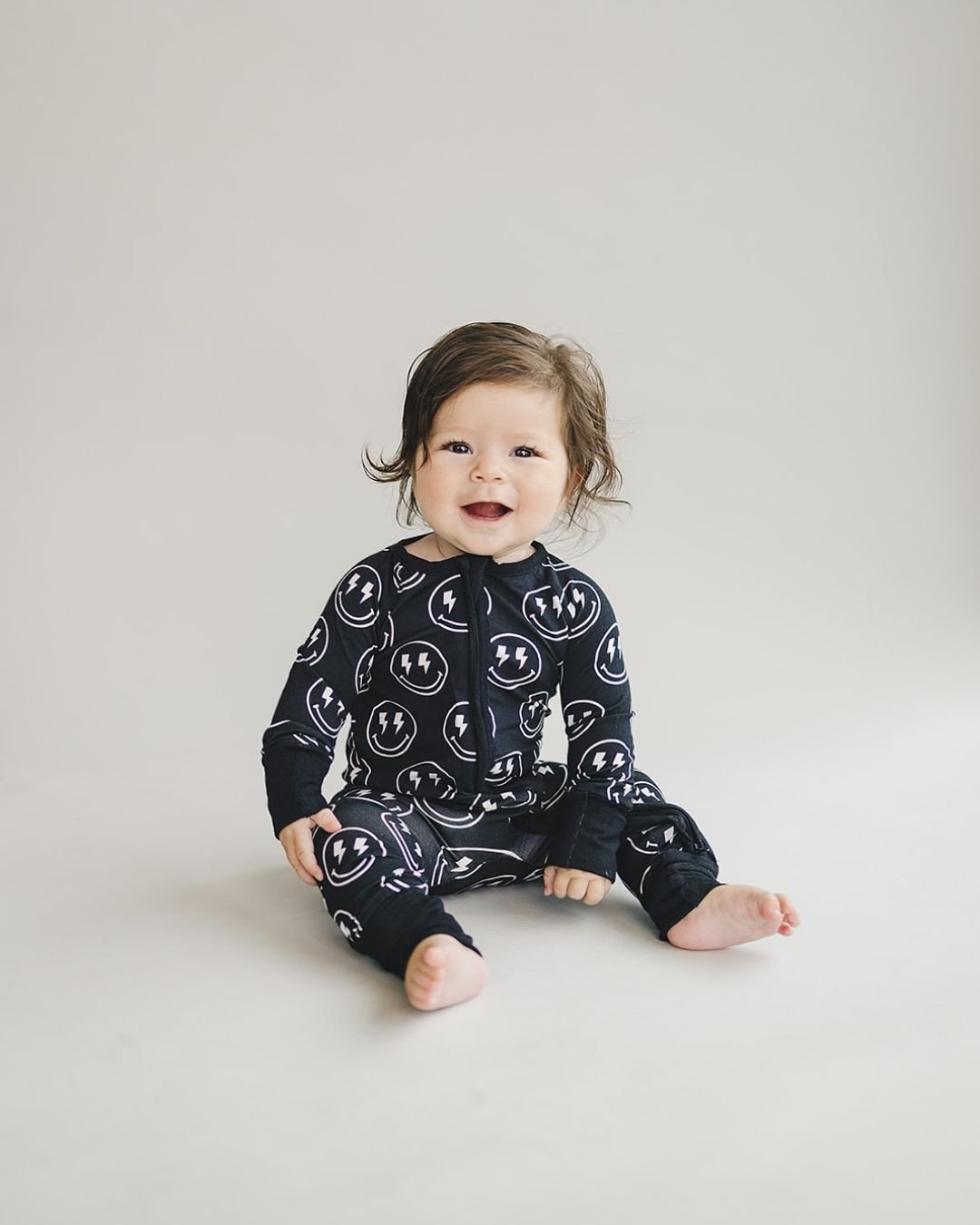 LPK Bamboo Zip Romper - Electric Smiley - Atara & Co