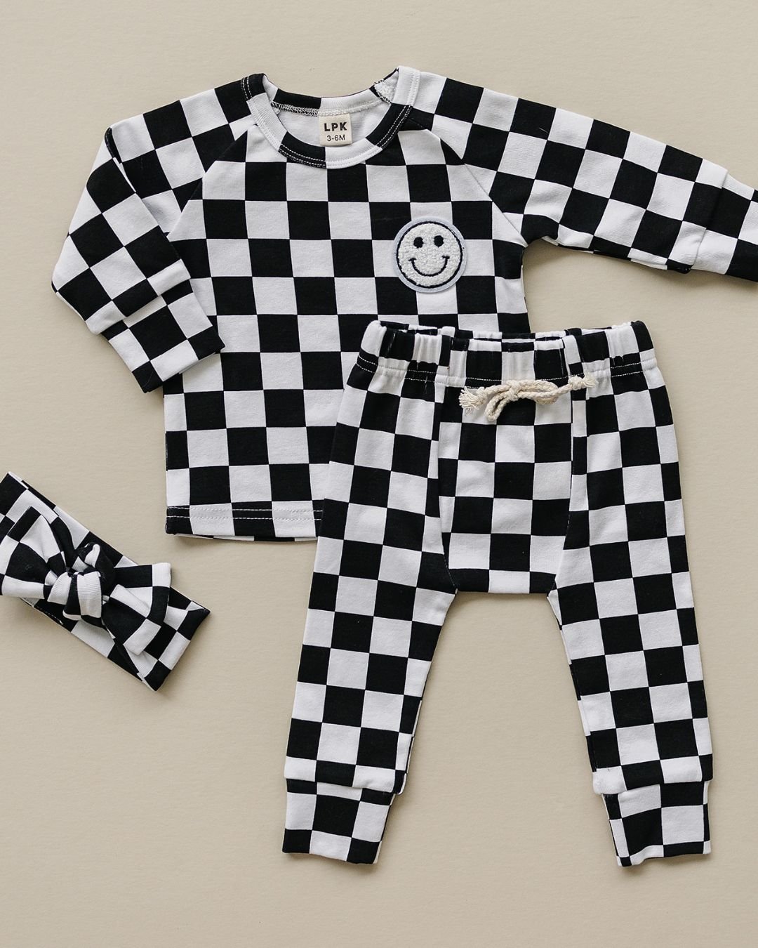 LPK Smiley Lounge Set - Checkered Black - Atara & Co