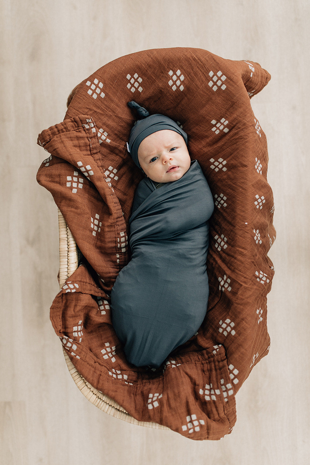 Mebie Baby Swaddle Set - Charcoal - Atara & Co