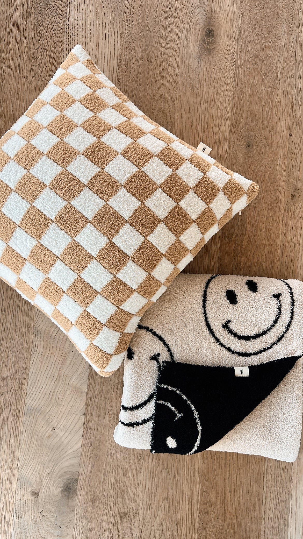 Forever French Plush Blanket - Just Smile Black & White - Atara & Co