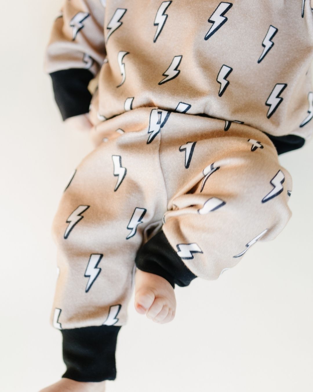 LPK Jogger Set - Lightning Bolt - Atara & Co